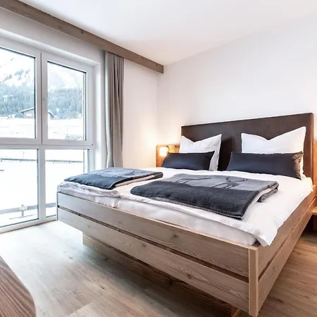 Haus Fellhorn - Ferienwohnungen Riezlern Exterior photo